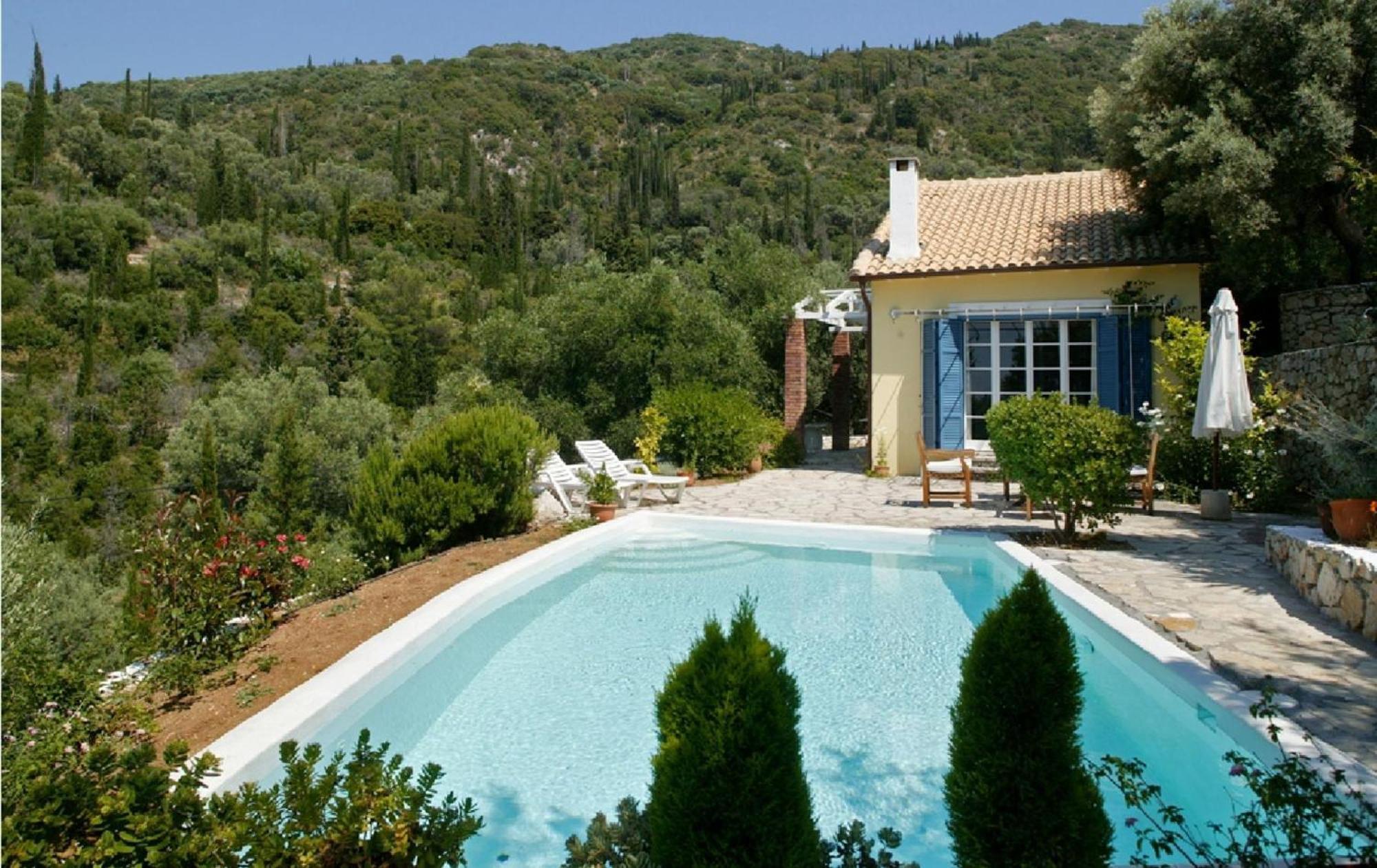 Agios Nikitas Villas Eksteriør bilde